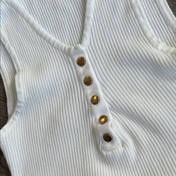Cutest Ribbed button down Tank by Love Tree - Picture 3 of 8